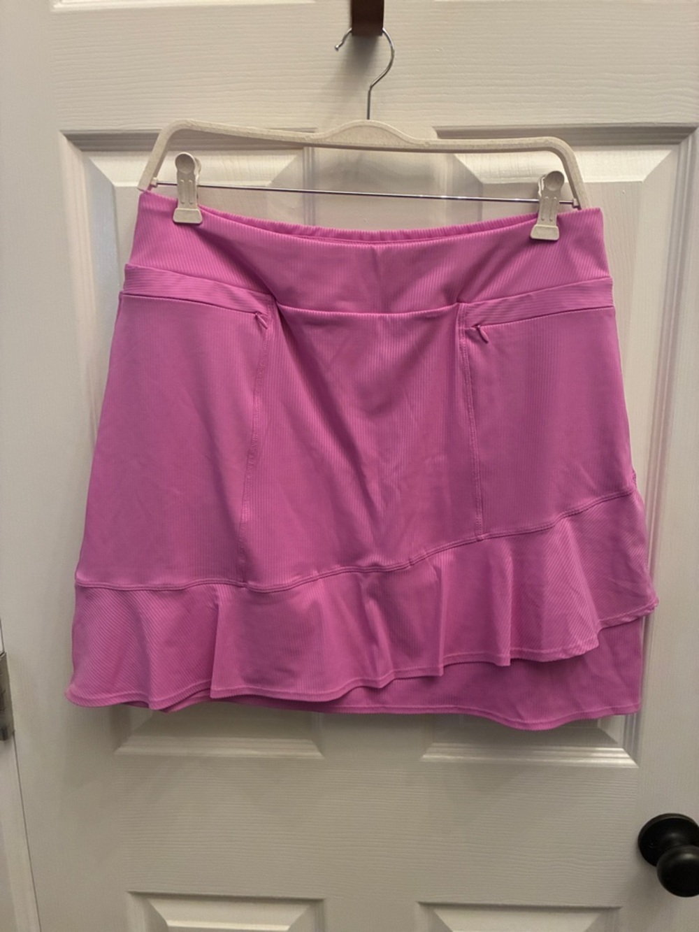 Tail Pink Ruffle Hem skirt- medium